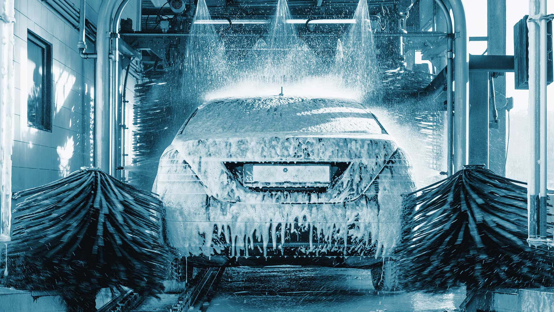 The Complete Guide To Washing A Car With A Pressure Washer - Hotsy  Equipment Company