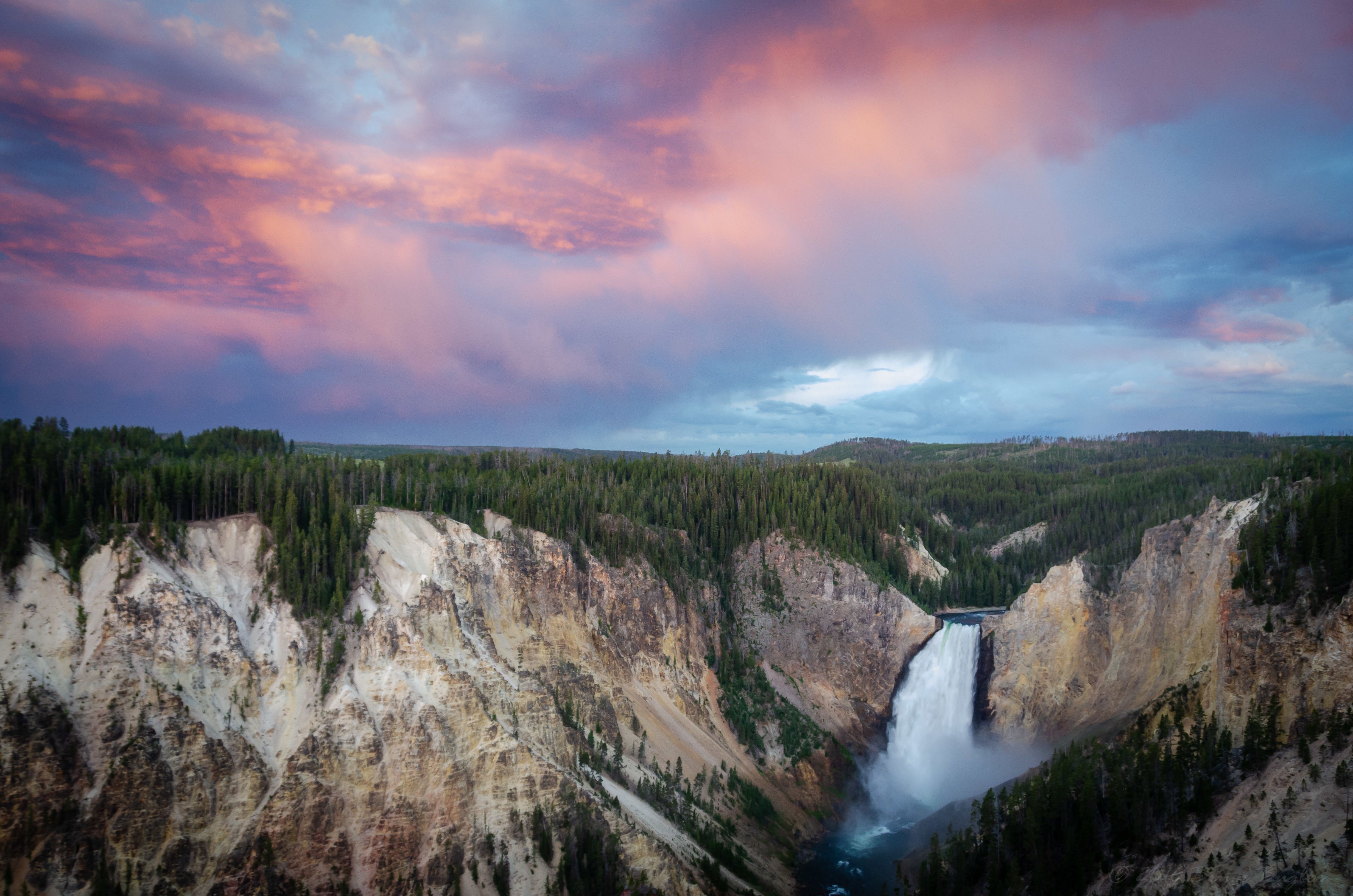 Yellowstone Wallpapers - 4k, HD Yellowstone Backgrounds on WallpaperBat