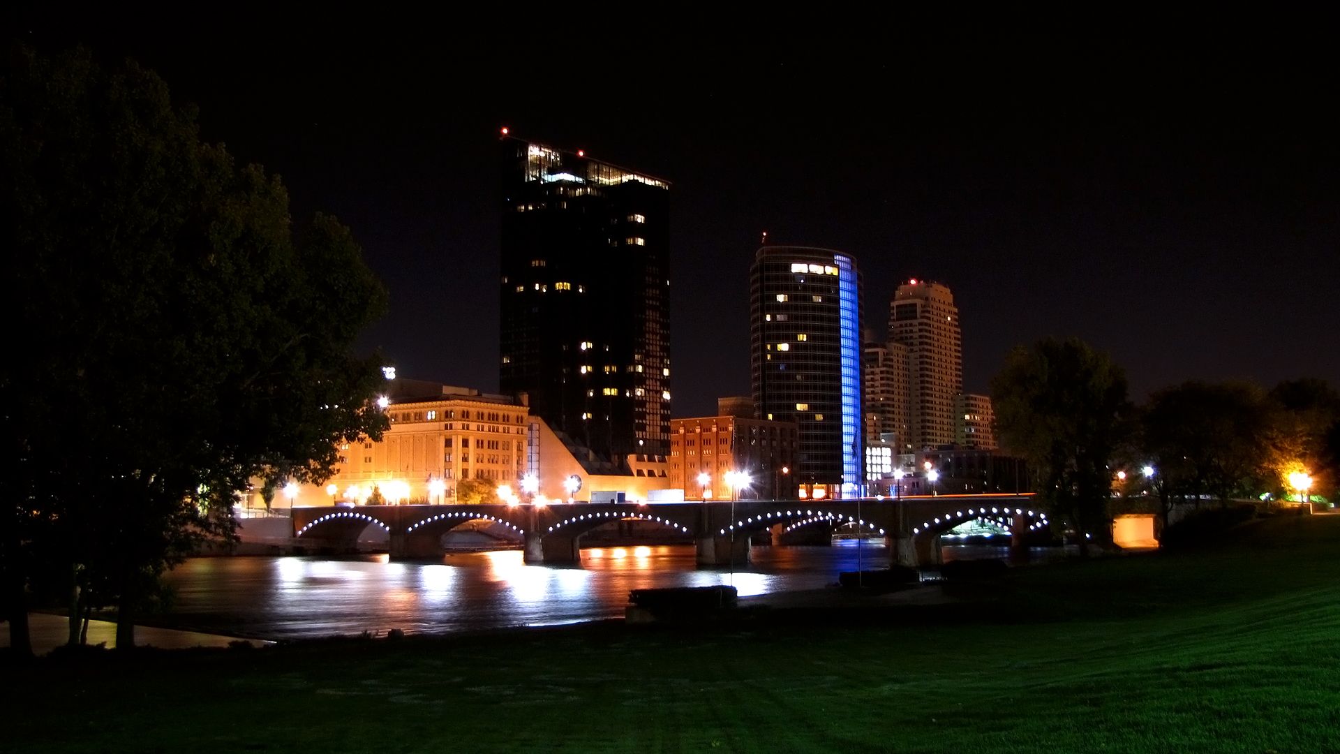 Grand Rapids Wallpapers - 4k, HD Grand Rapids Backgrounds on WallpaperBat