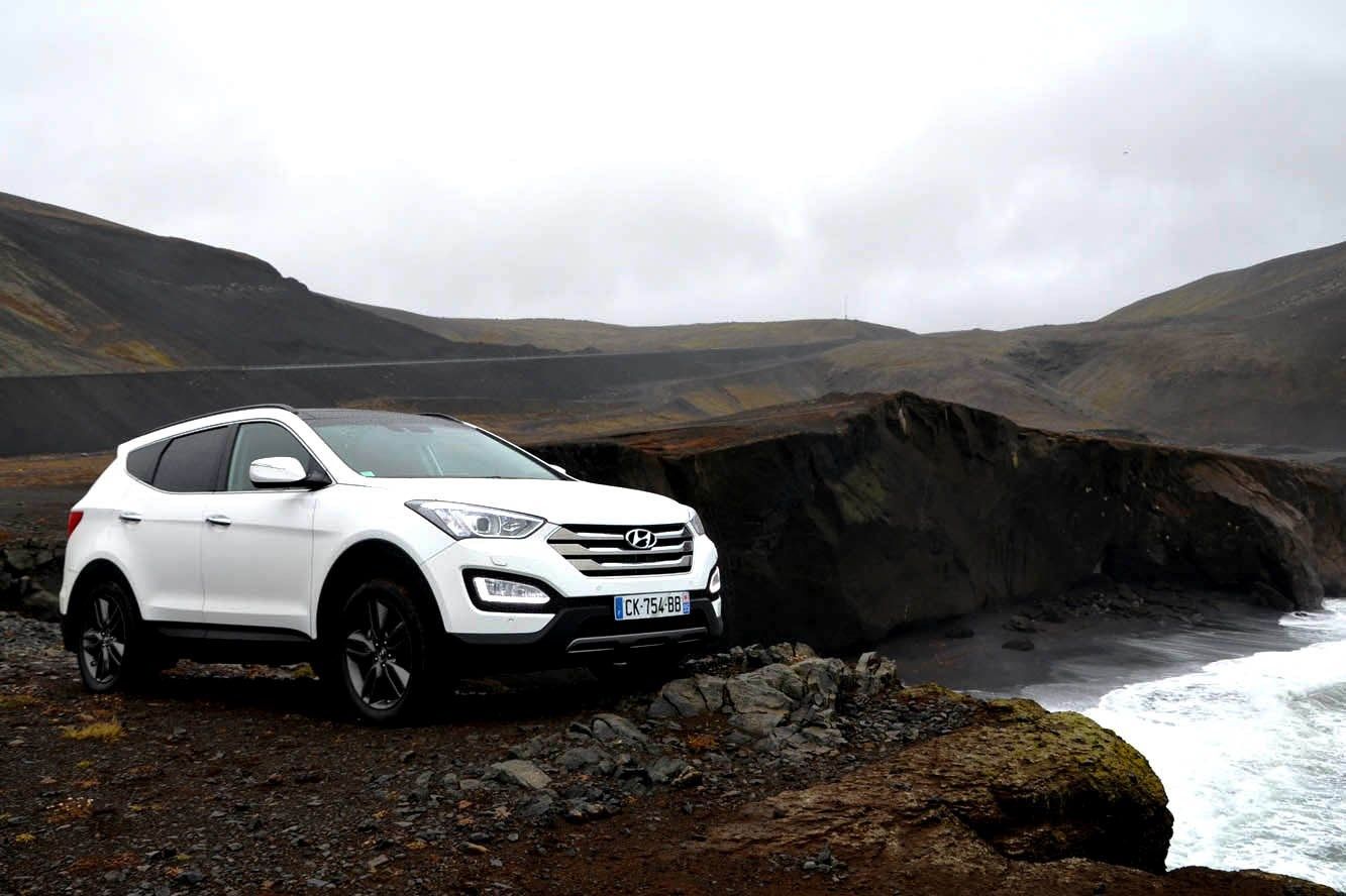 Санта фе зимой. Hyundai Santa Fe. Hyundai Santa Fe 2014. Hyundai Santa Fe 2013. Хендай Санта Фе белый.