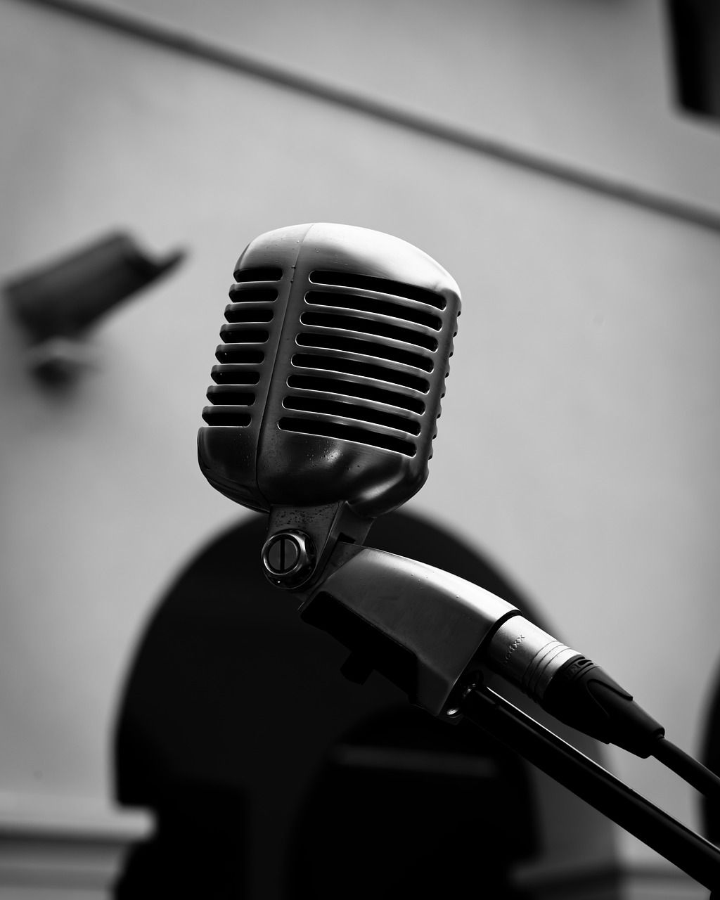 Vintage Microphone Wallpapers - 4k, HD Vintage Microphone Backgrounds 