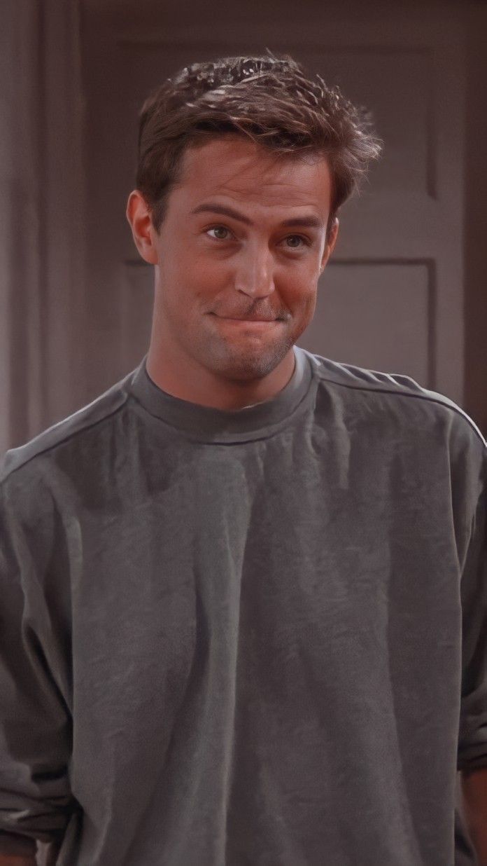 Chandler Bing Wallpapers - 4k, HD Chandler Bing Backgrounds on WallpaperBat