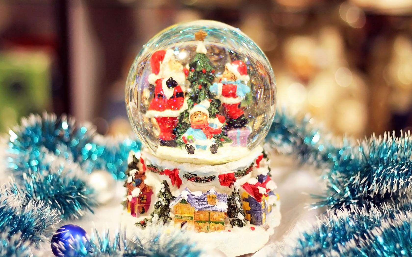 Christmas Snow Globe Wallpapers - 4k, HD Christmas Snow Globe