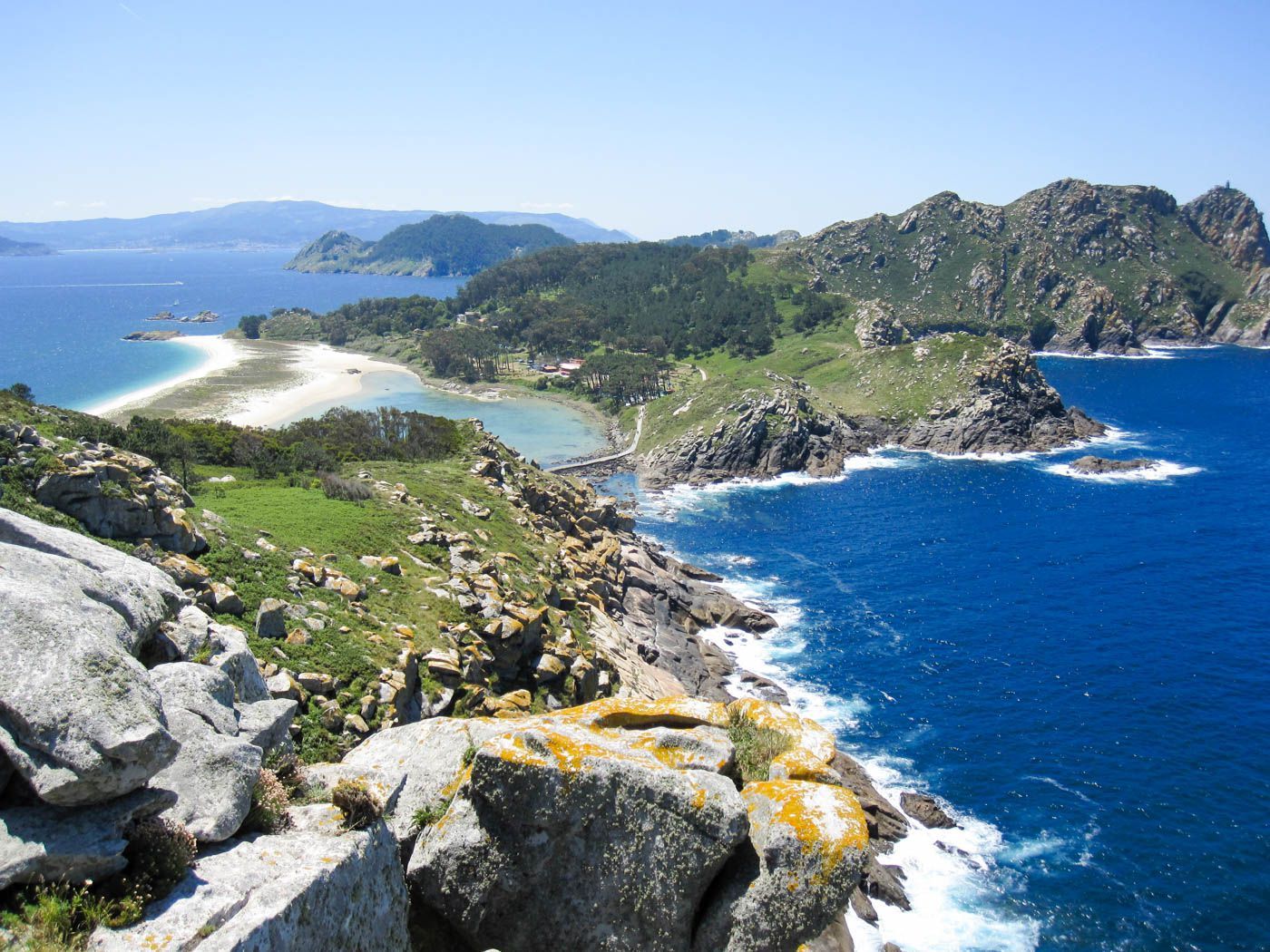 1400x1050 Vigo Travel Cost - Average Price of a Vacation to Vigo: Food ... Wallpaper