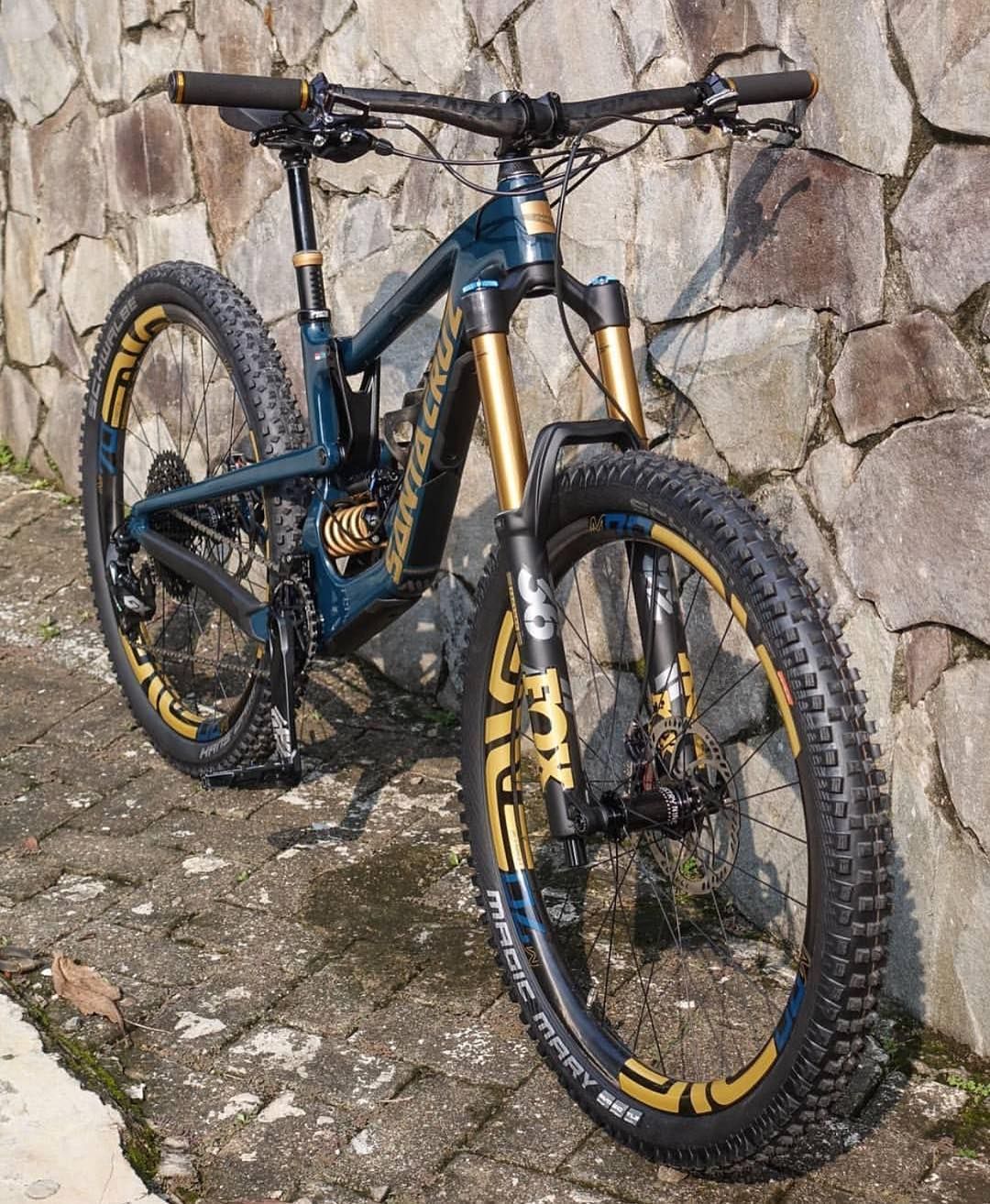 santa cruz bike paint