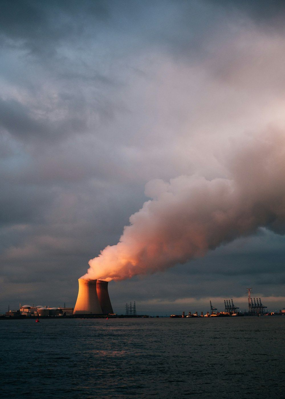 1000x1400 1K+ Nuclear Power Plant Pictures | Download Free Images on Unsplash Wallpaper