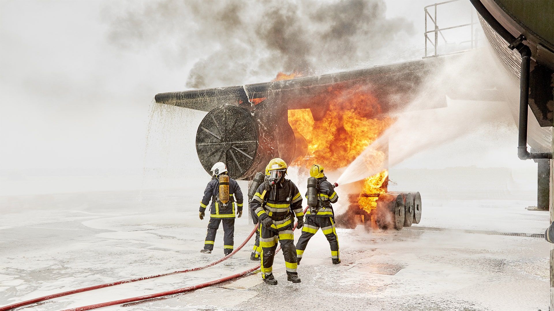 1920x1080 Meet the elite firefighting team training for the next catastrophe | WIRED  UK Wallpaper