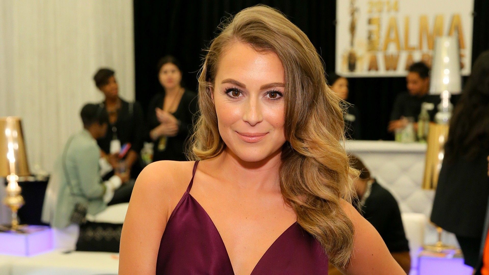 Alexa vega. Алекс Вега. Alexa PENAVEGA. Алекса Вега свадьба. Алекса Вега фото.