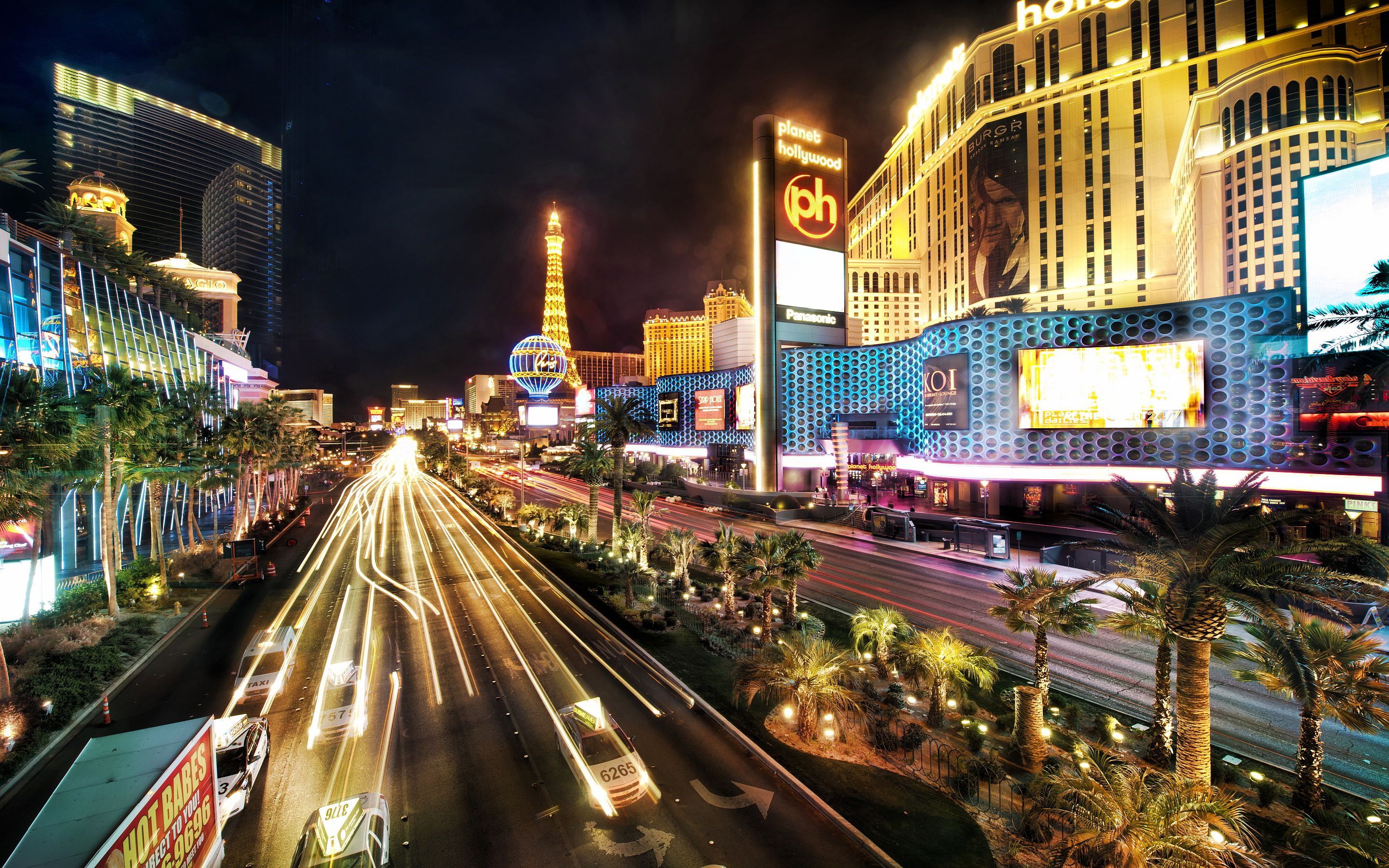 Las Vegas Strip Wallpapers 4k Hd Las Vegas Strip Backgrounds On Wallpaperbat