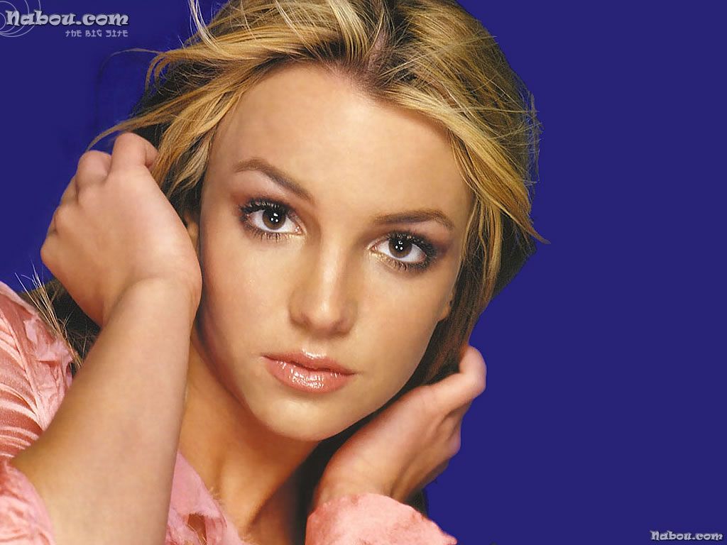 Britney Spears Wallpapers 4k Hd Britney Spears Backgrounds On Wallpaperbat 2691