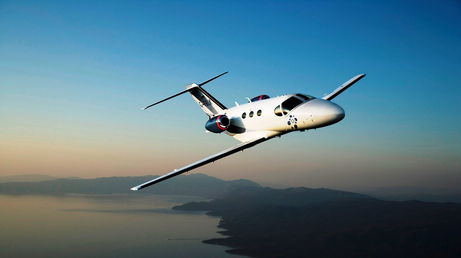 1600x897 Very light Jets (VLJs) — Flying Private, Private Jet Charter ... Wallpaper