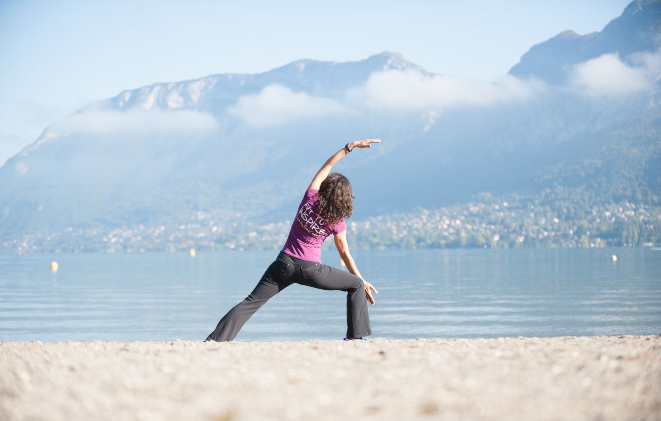 Beach Yoga Wallpapers 4k Hd Beach Yoga Backgrounds On Wallpaperbat