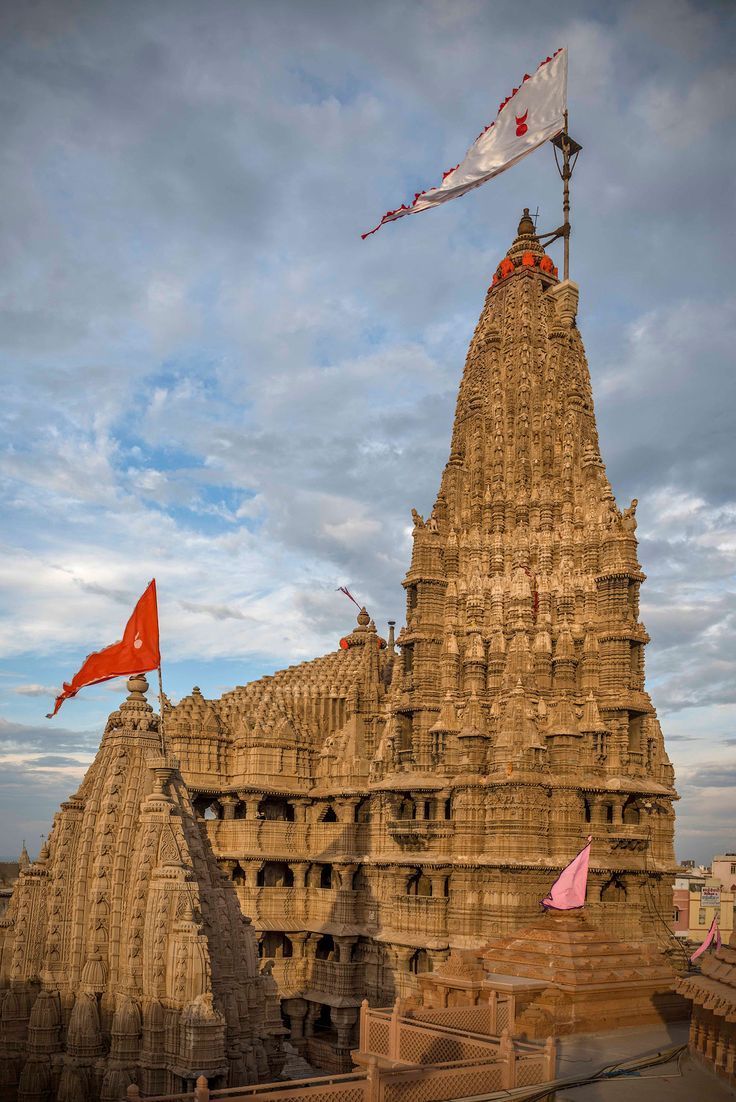 736x1102 Dwarkadhish Temple | Dwarikadhish hd ... Wallpaper