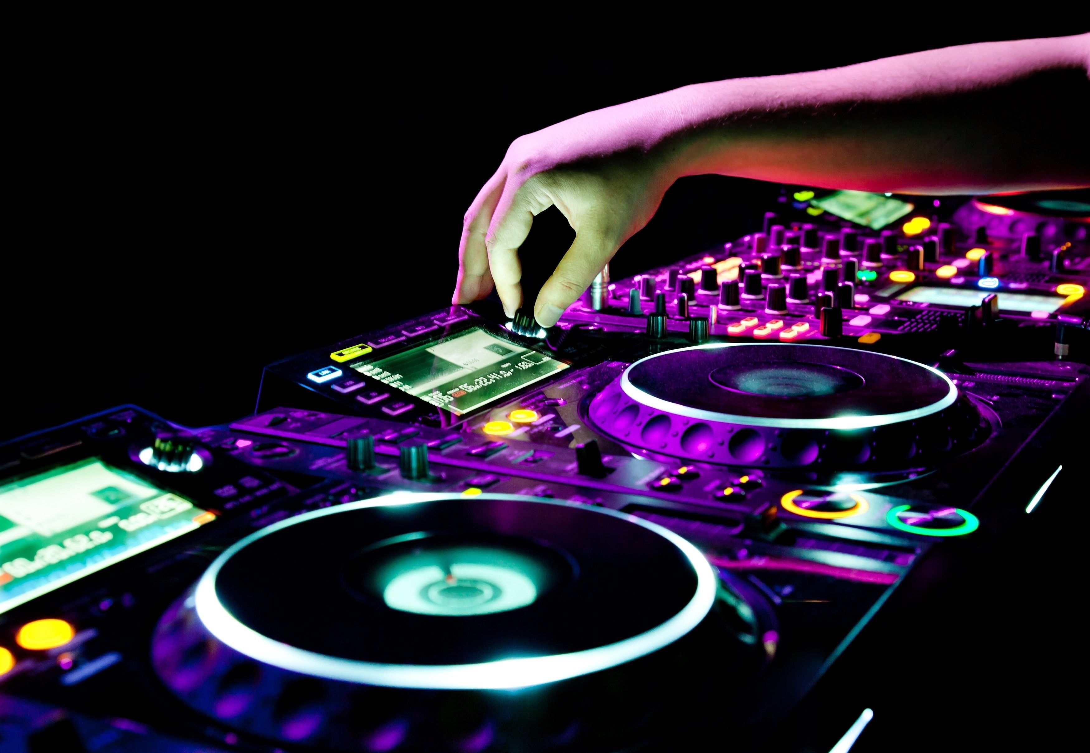 electronic-wallpapers-4k-hd-electronic-backgrounds-on-wallpaperbat