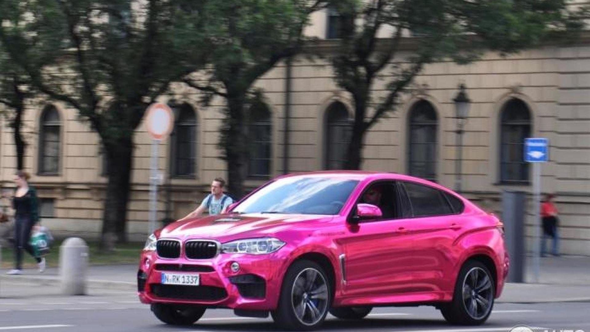 BMW x6 Pink