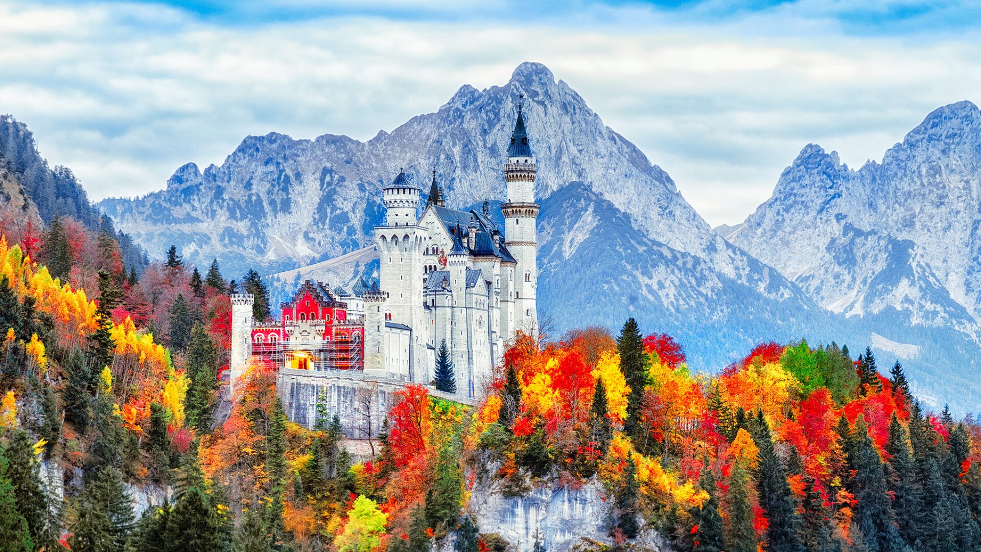 picturesque castles in europe