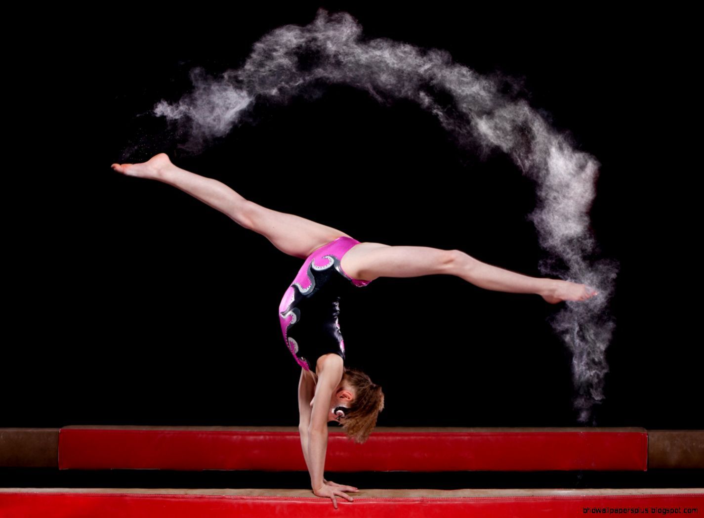 Gymnastics Wallpapers 4k Hd Gymnastics Backgrounds On Wallpaperbat