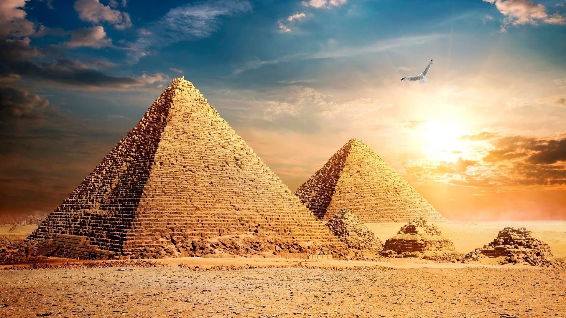 Pyramid Wallpapers 4k Hd Pyramid Backgrounds On Wallpaperbat | Images ...