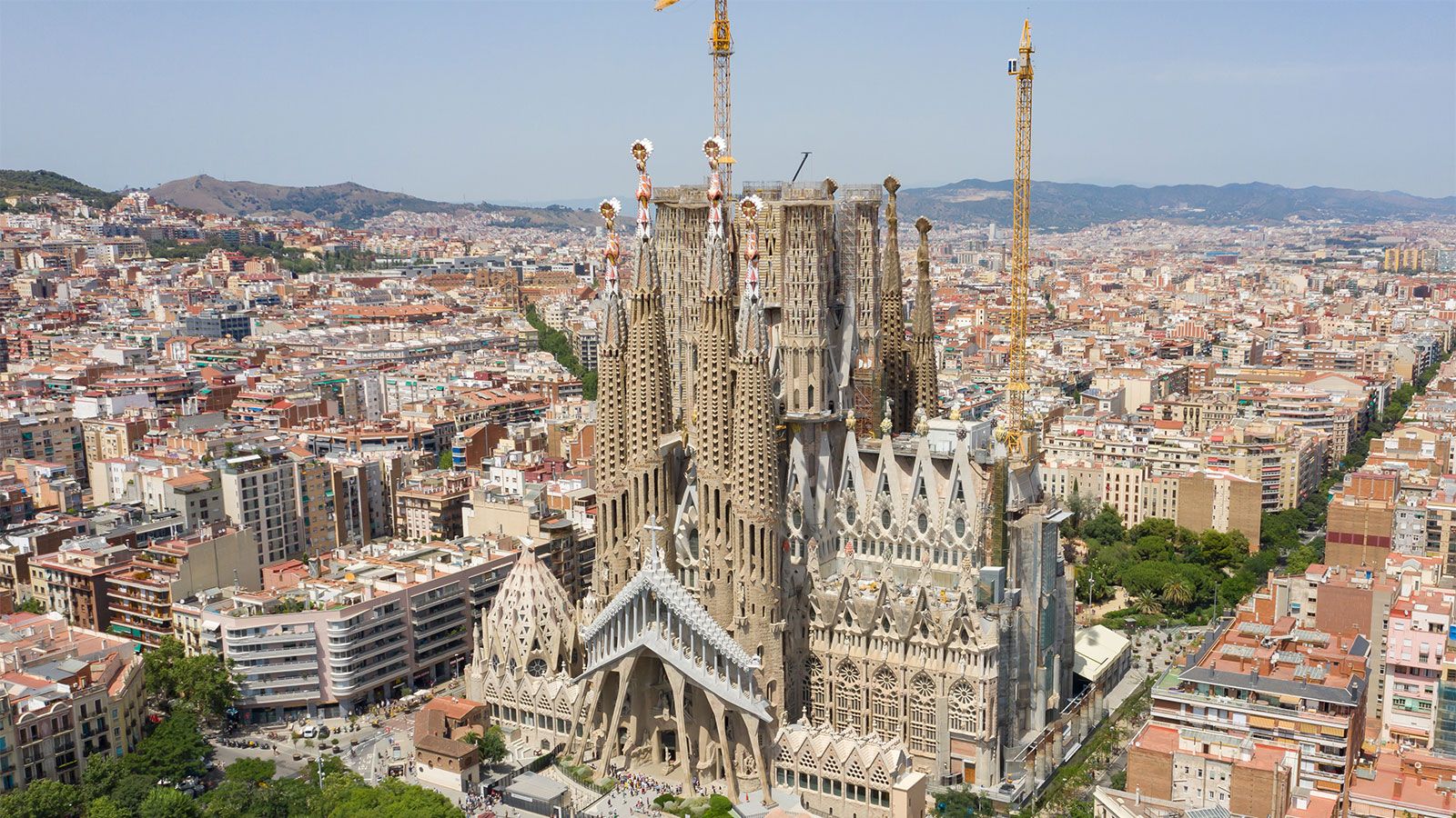 Sagrada Familia Wallpapers 4k HD Sagrada Familia Backgrounds On 