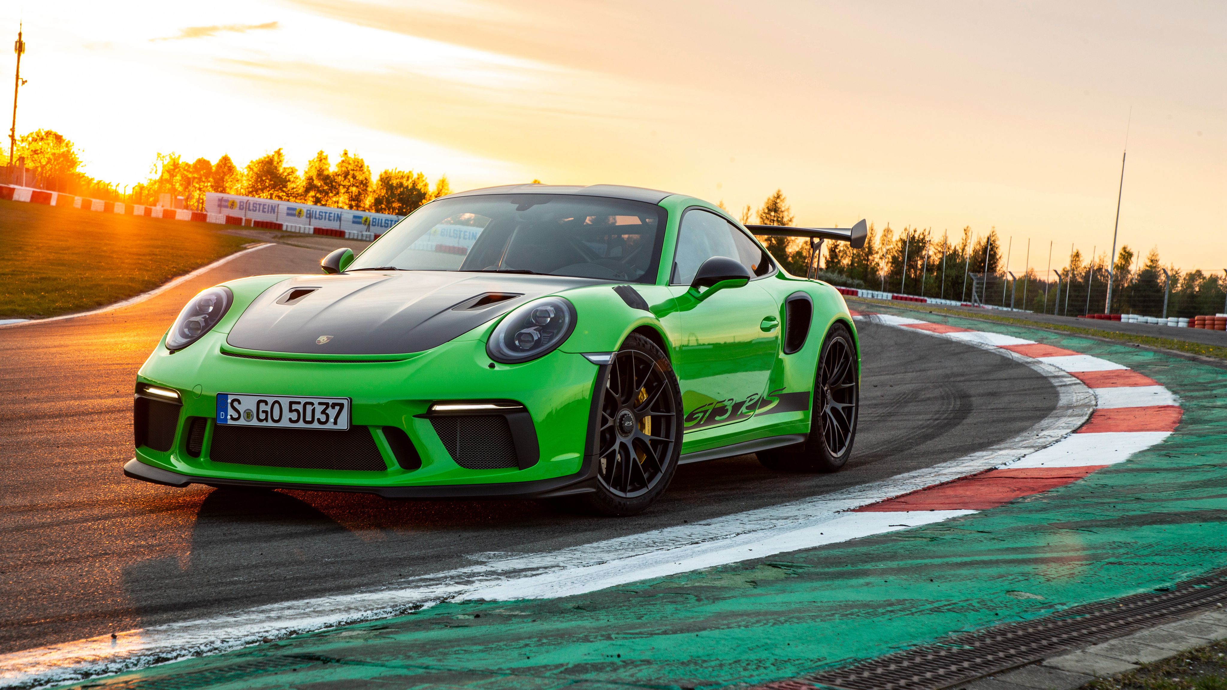 4096x2304 2018 Porsche 911 GT3 RS Weissach Package 4K Wallpaper | HD Car ... Wallpaper