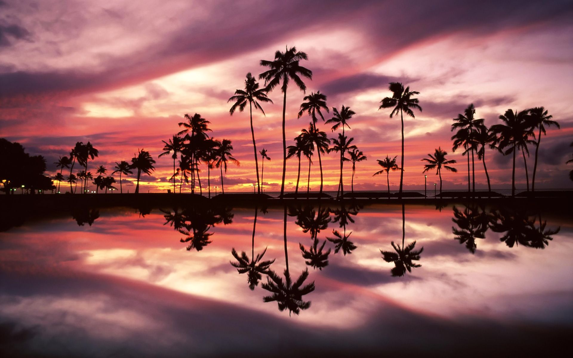 1920x1200 Sunset over the Ala Moana Beach Park, Honolulu, Oahu, Hawaii ... Wallpaper