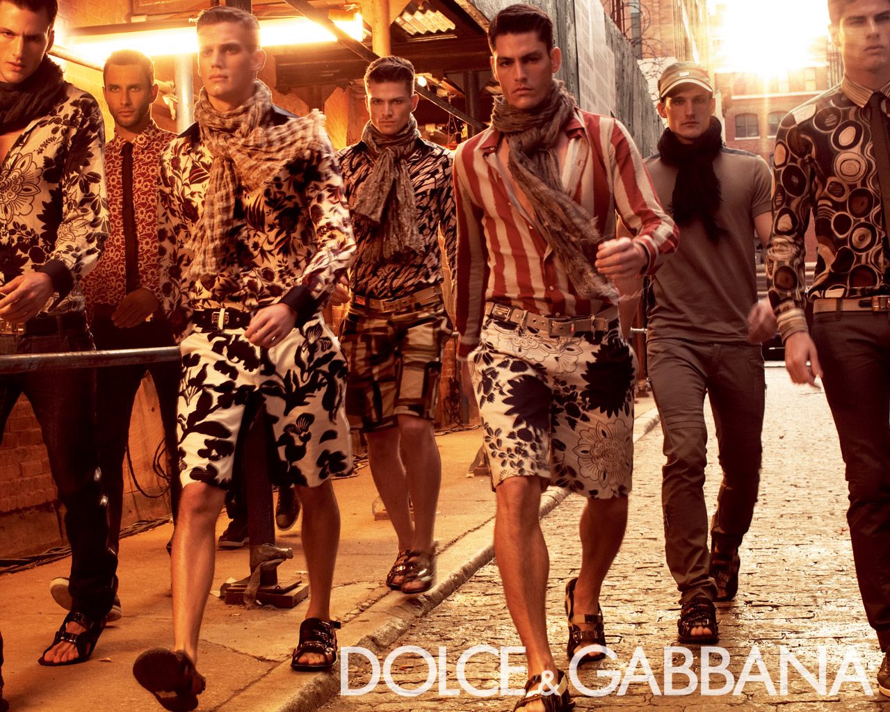 Попали на дольче габбана. Dolce Gabbana 2008. Дольче Габбана man. Dolce Gabbana 2005 men. Дольче Габбана 1990.