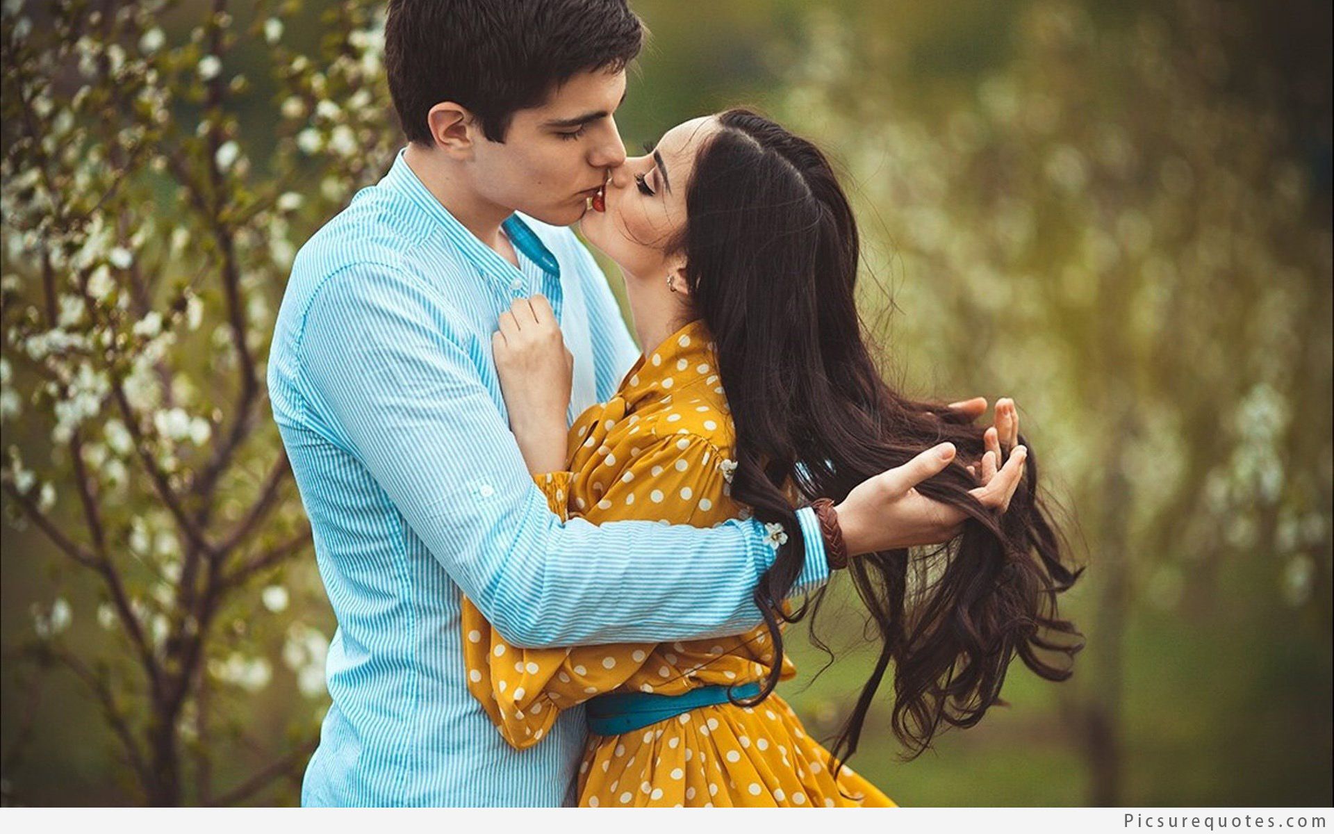 Romantic Kiss Wallpapers - 4K, Hd Romantic Kiss Backgrounds On Wallpaperbat
