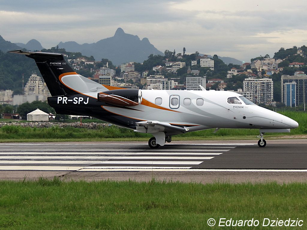 1024x768 Embraer Phenom 100 - PR-SPJ - Private - Santos Dumont (SBR… | Flickr Wallpaper