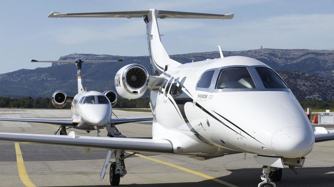 1280x720 Embraer´s Phenom 100 and 300: A new standard for Business Jets ... Wallpaper