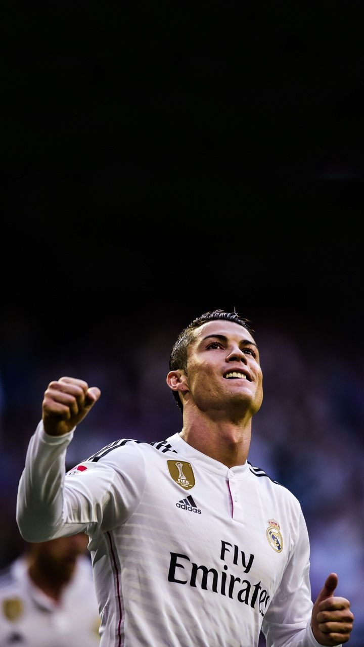 Ronaldo Real Madrid Wallpapers 4k Hd Ronaldo Real Madrid Backgrounds On Wallpaperbat