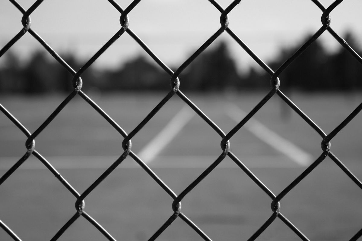 Chain Link Fence Wallpapers - 4k, HD Chain Link Fence Backgrounds on