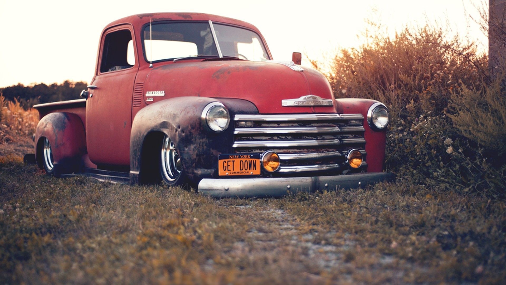 Old Gmc Truck Wallpapers 4k Hd Old Gmc Truck Backgrounds On Wallpaperbat