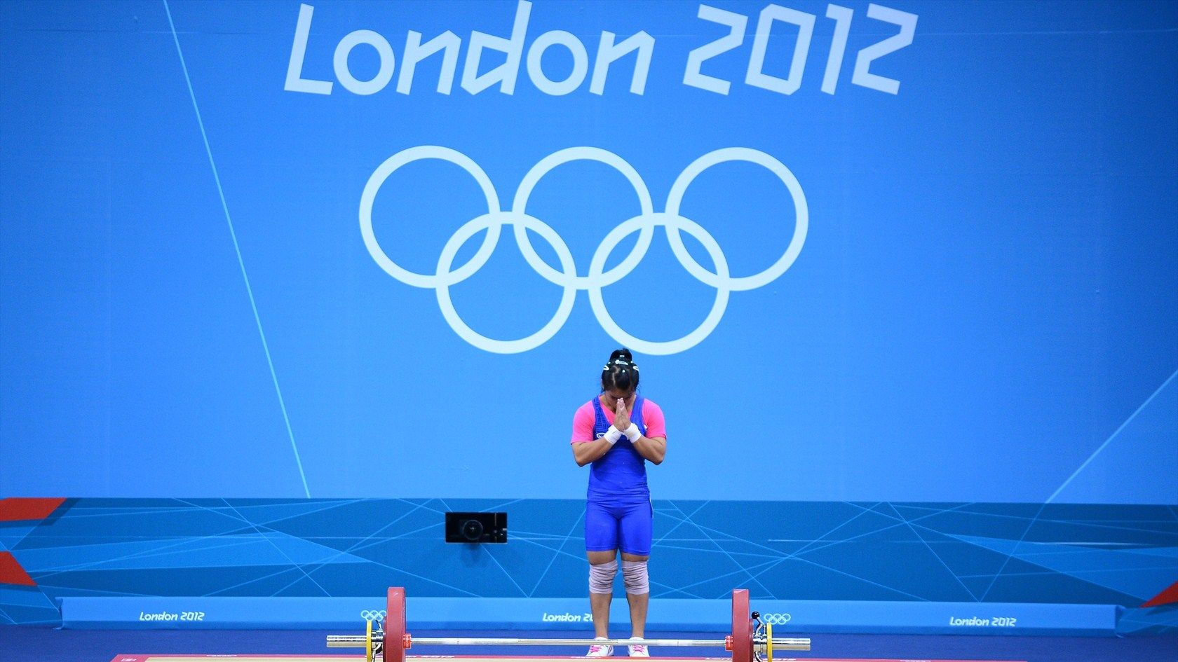 Олимпийский Weightlifting обои. Олимпийский шрифт. Тяжёлая атлетика обои на телефон. Тяжелая атлетика обои на ПК.