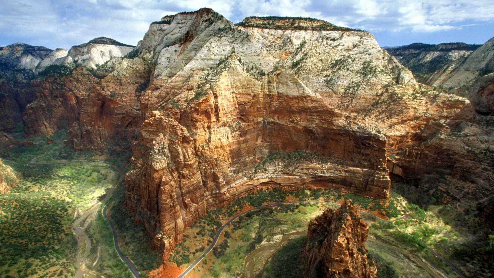 Zion National Park Wallpapers 4k Hd Zion National Park Backgrounds On Wallpaperbat