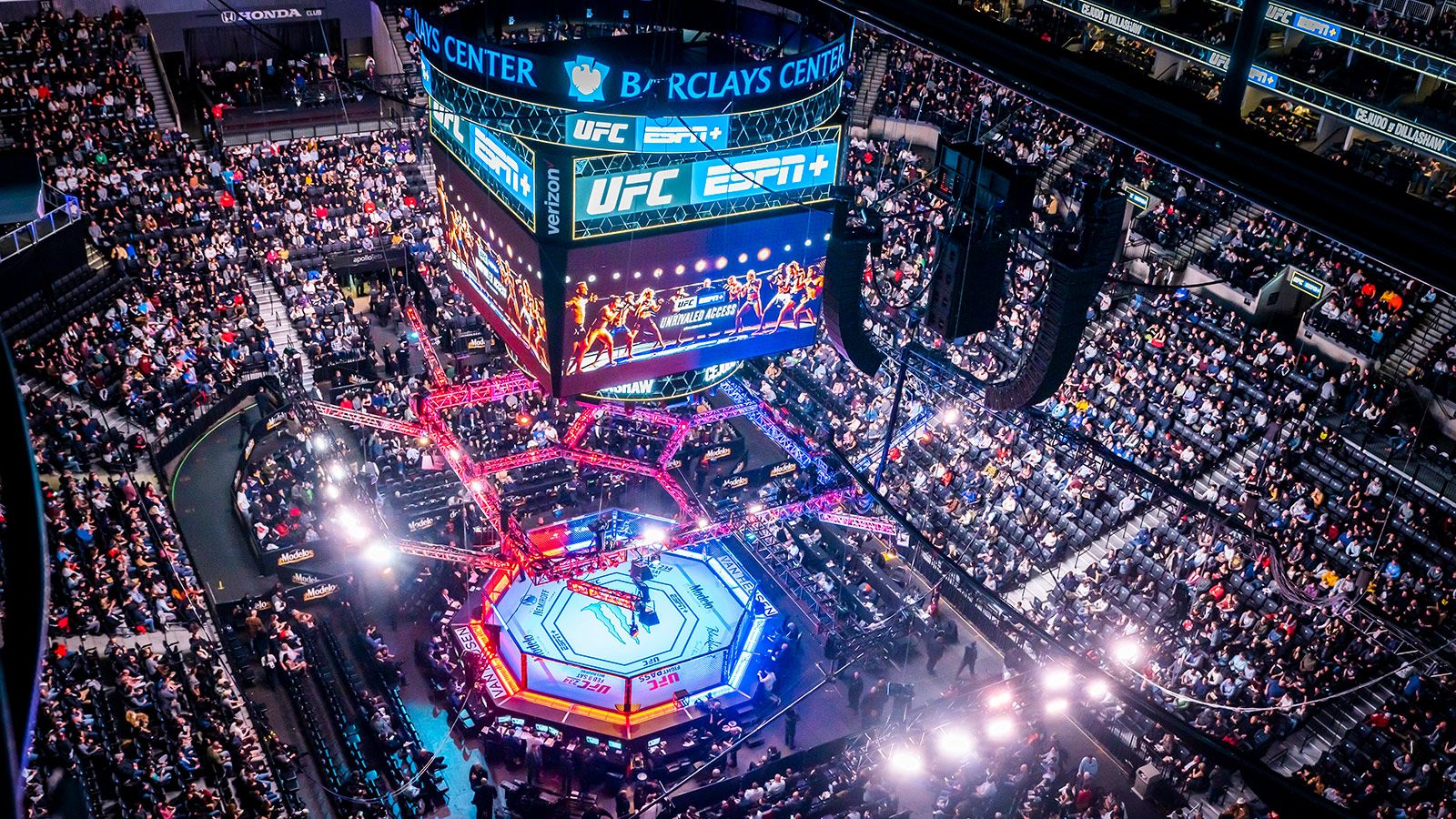 UFC Arena Wallpapers 4k HD UFC Arena Backgrounds On WallpaperBat ufc-arena-wallpapers-4k-hd-ufc-arena-backgrounds-on-wallpaperbat