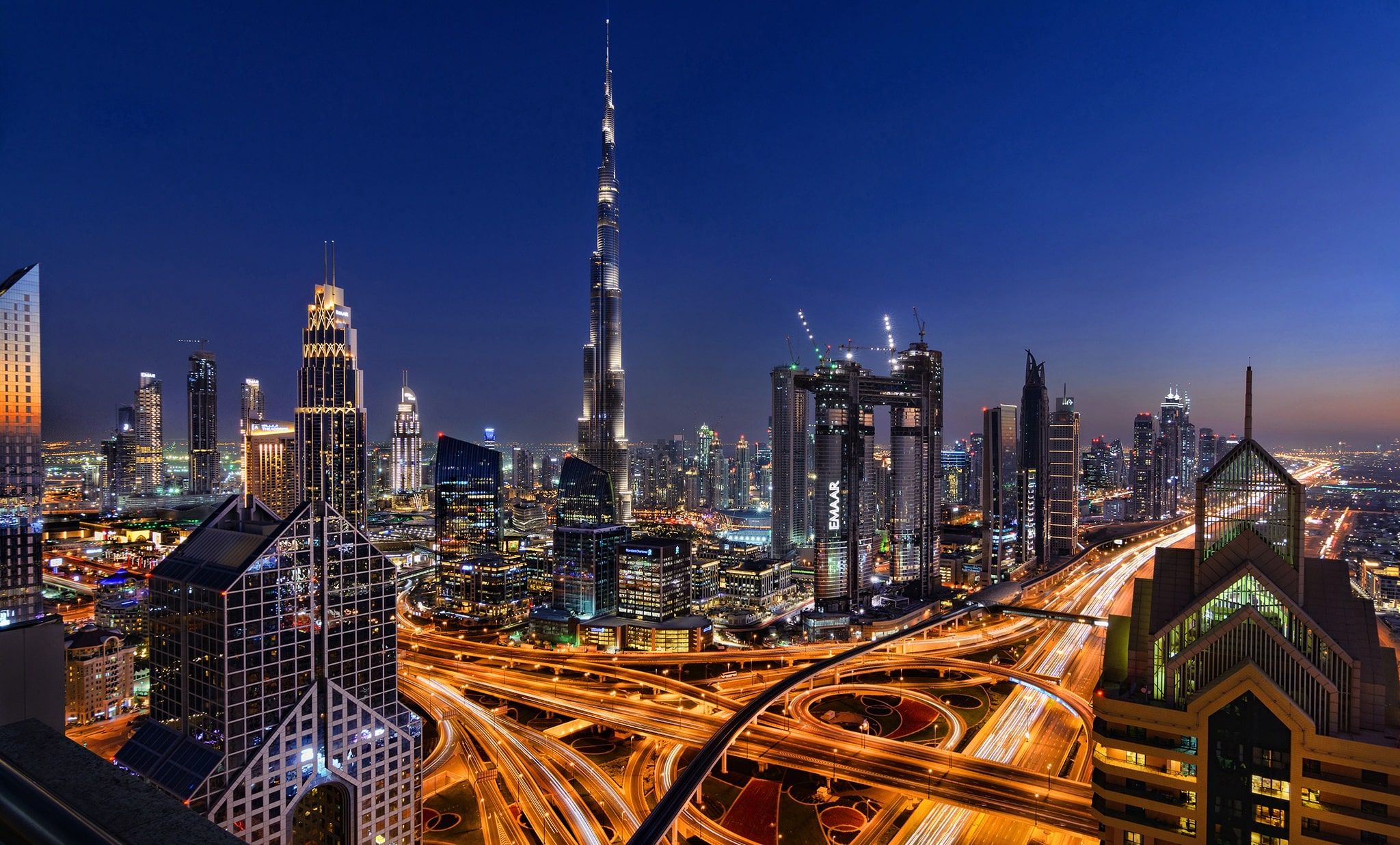 Dubai At Night Wallpapers K Hd Dubai At Night Backgrounds On Wallpaperbat