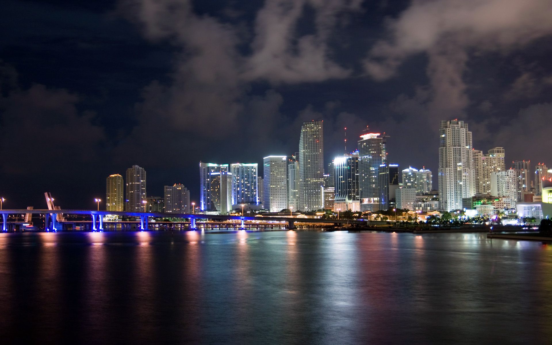 Miami Skyline Wallpapers - 4k, HD Miami Skyline Backgrounds on WallpaperBat