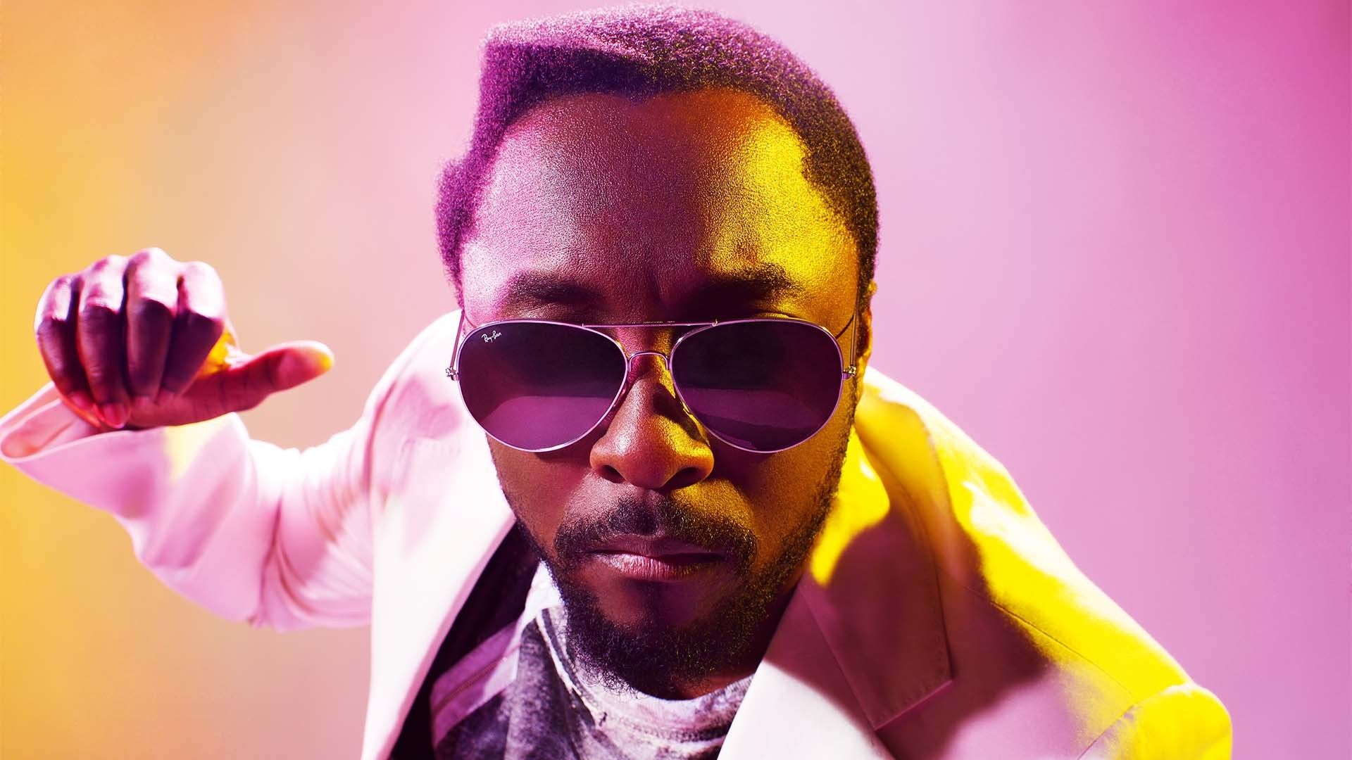 Will i the. Will i am в 2000. Will.i.am в очках. Will i am Art. Will.i.am песни.