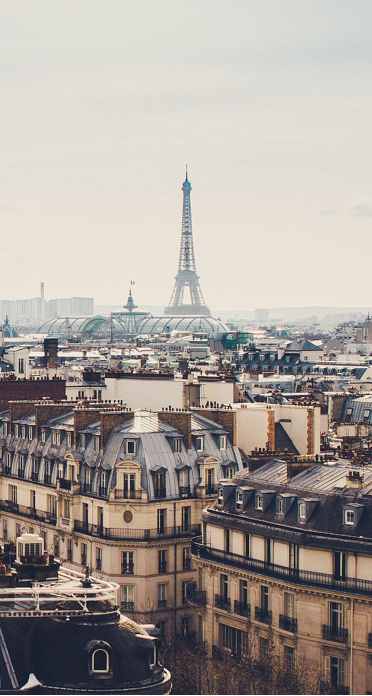 Paris Iphone Wallpapers 4k Hd Paris Iphone Backgrounds On Wallpaperbat