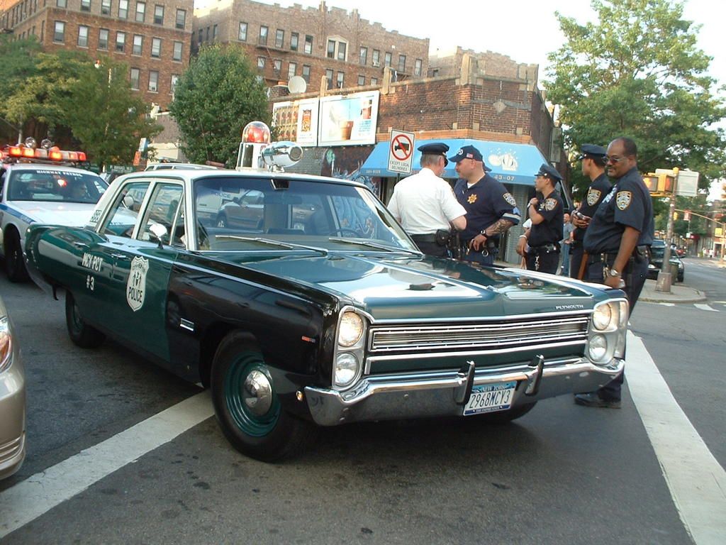 Plymouth 1970 Police