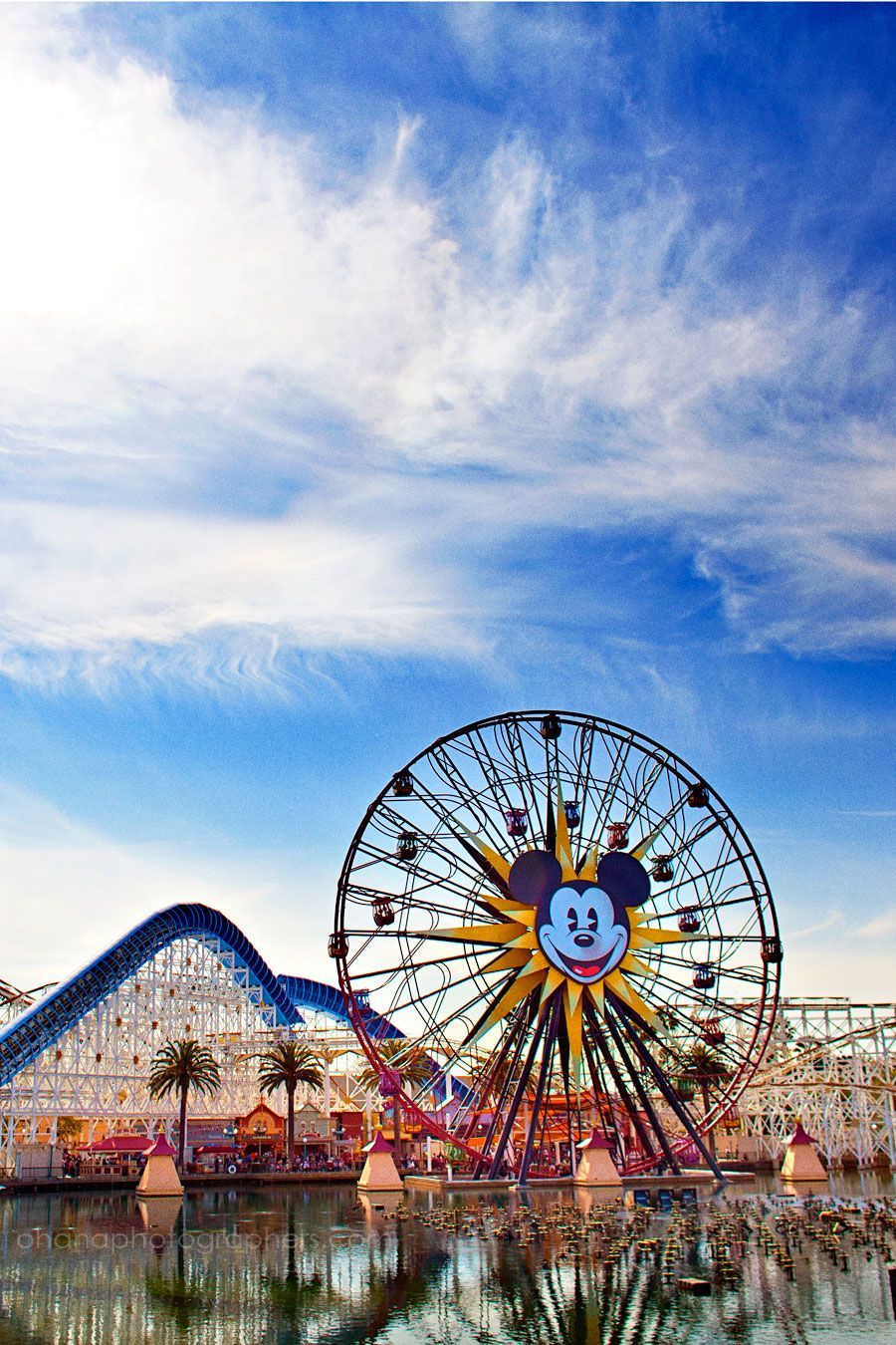 Disneyland California Wallpapers - 4k, HD Disneyland California ...