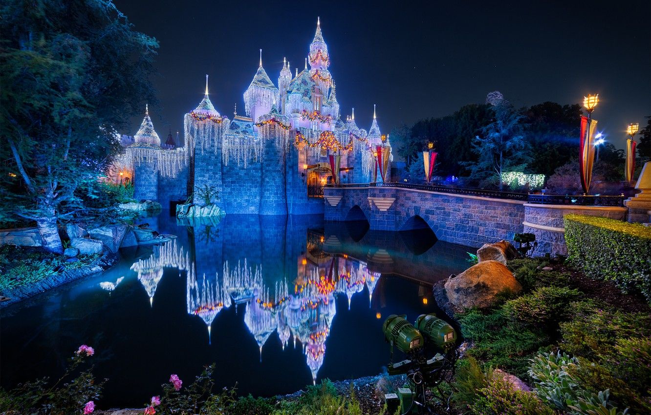 Disneyland California Wallpapers - 4k, HD Disneyland California ...