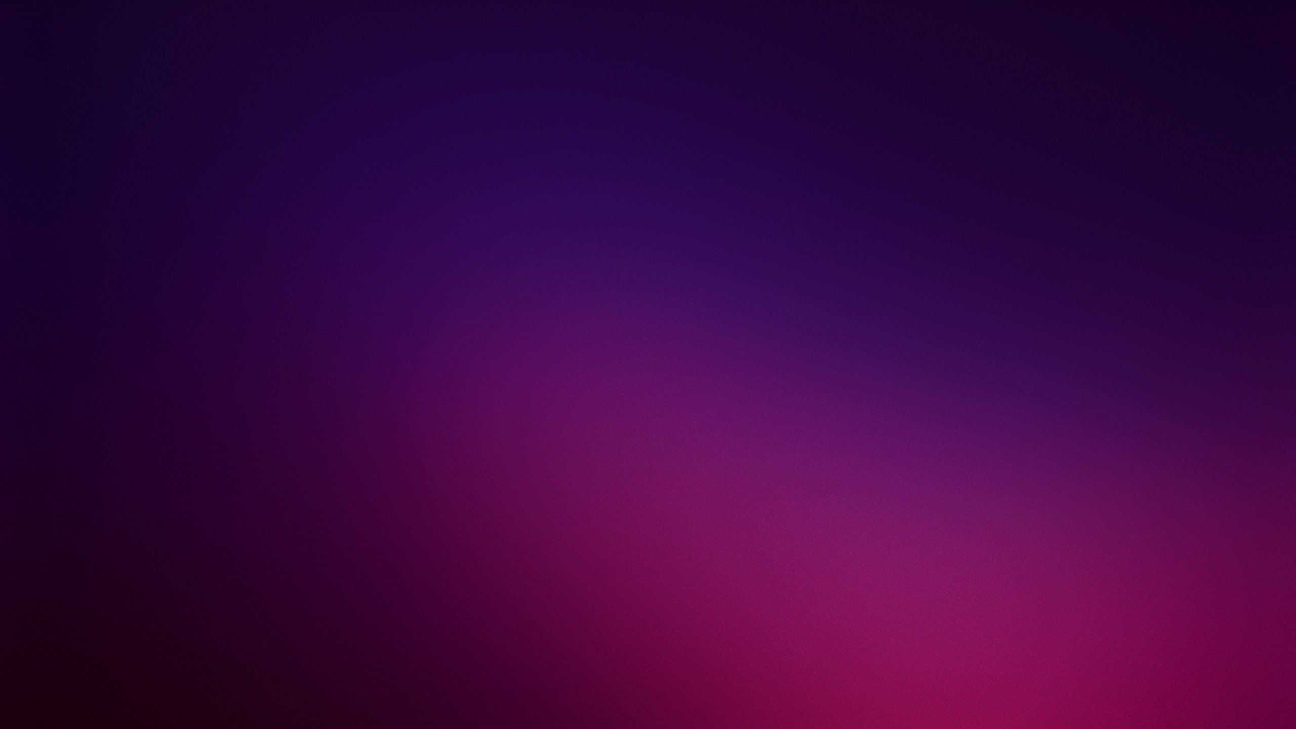 Пиковый градиент. Gradient Wallpaper 4k. Gradient Color Wallpaper Black Purple intense.