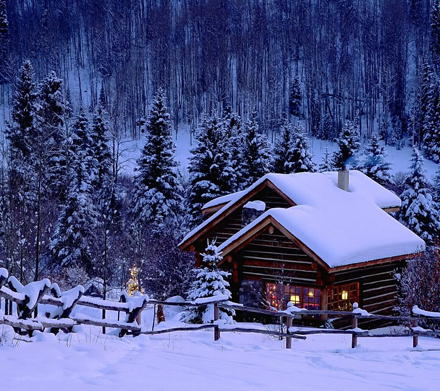 Snowy Christmas Wallpapers 4k Hd Snowy Christmas Backgrounds On