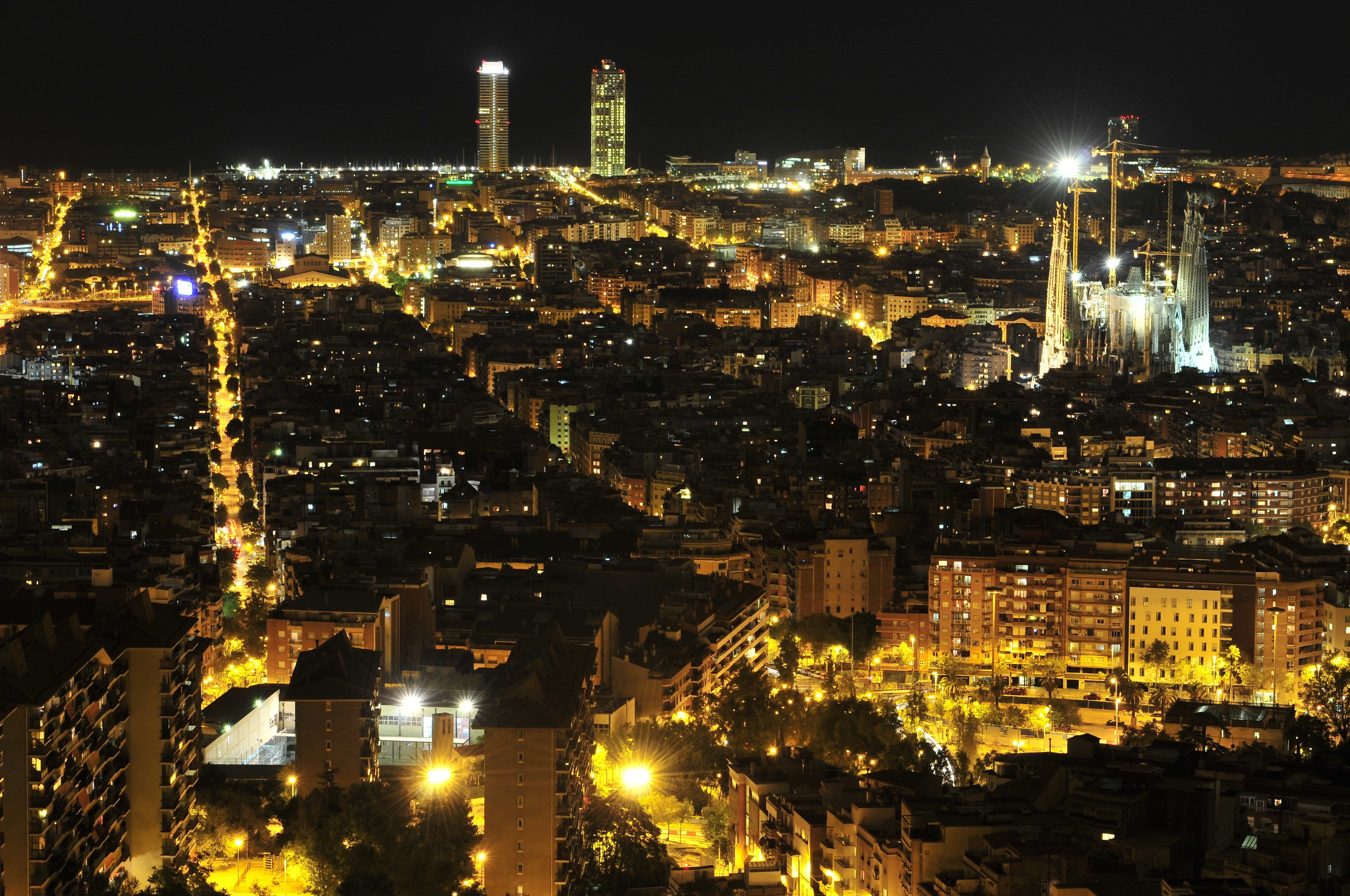 Barcelona at Night Wallpapers - 4k, HD Barcelona at Night Backgrounds ...