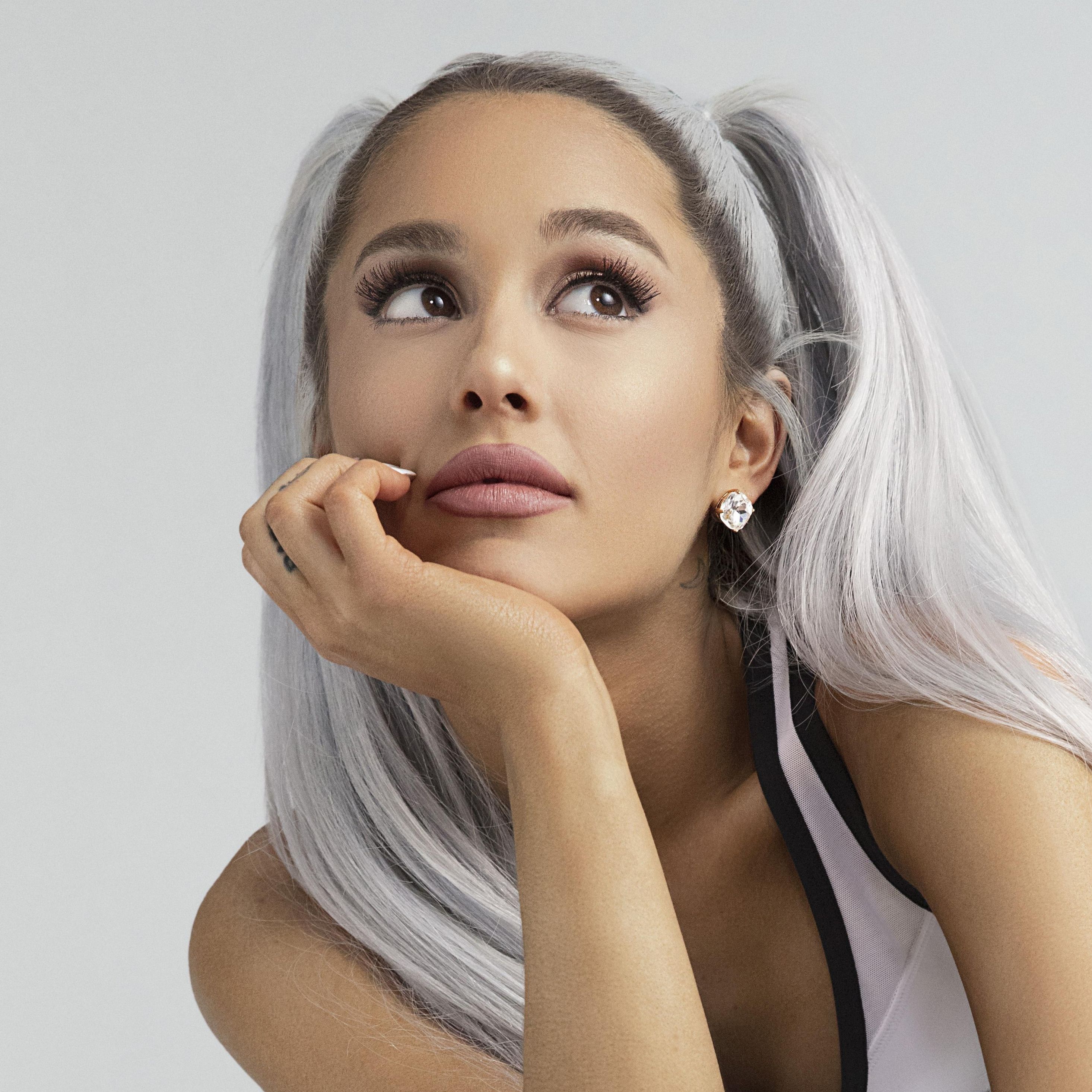 2932x2932 wallpaper 2932x2932 ariana grande ... Wallpaper