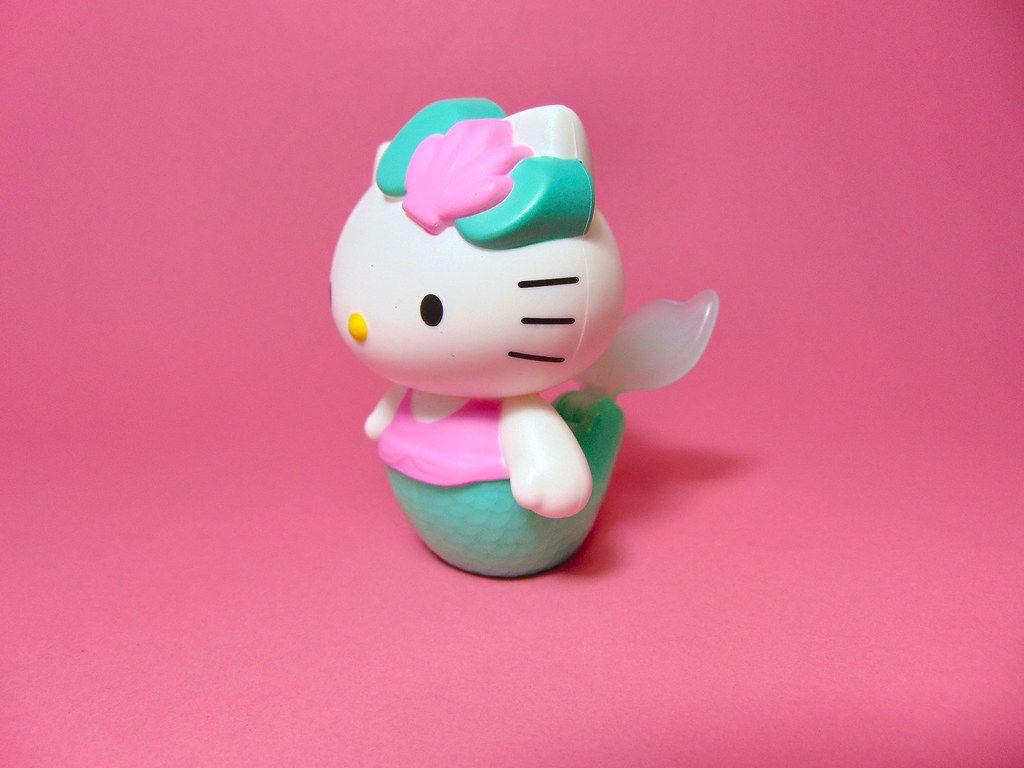 1024x768 Happy Meal: Hello Kitty 