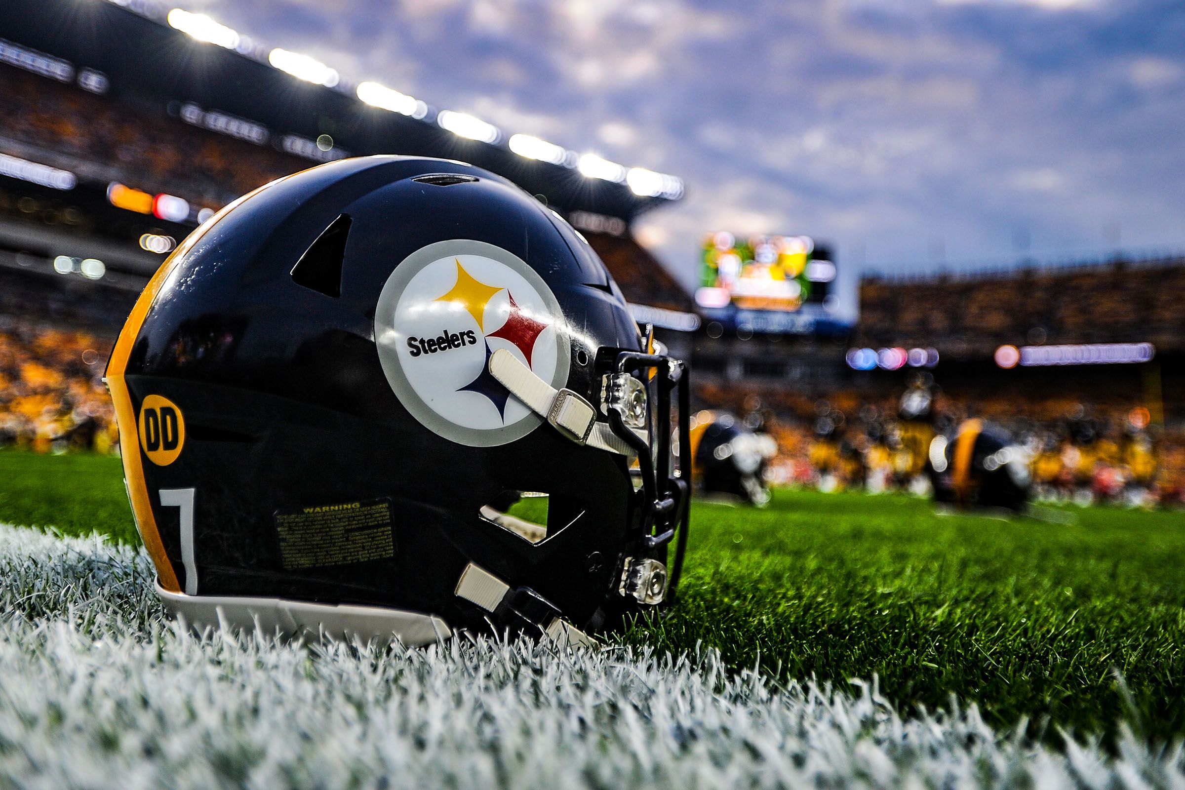 Steelers Helmet Wallpapers - 4k, HD Steelers Helmet Backgrounds on 