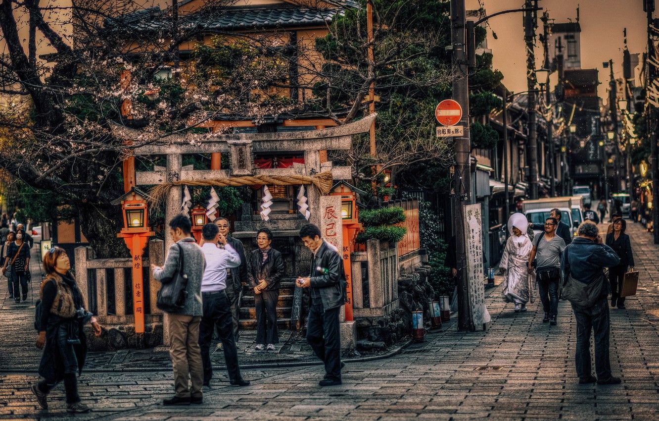 Street life 4. Японские улицы. Улочки Японии. Киото улицы. Япония город люди.
