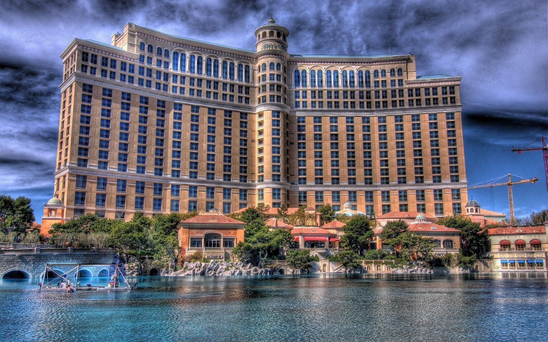 Veristel Macau
